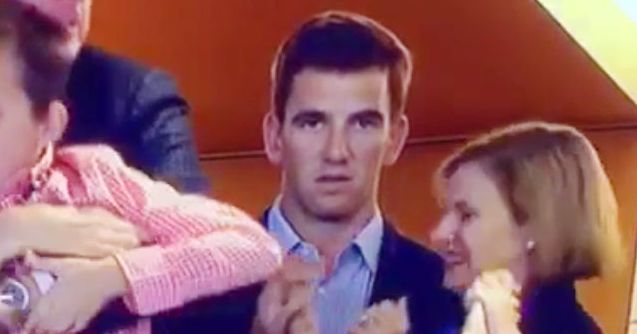 Eli Manning gives reasonable explanation for blank stare during