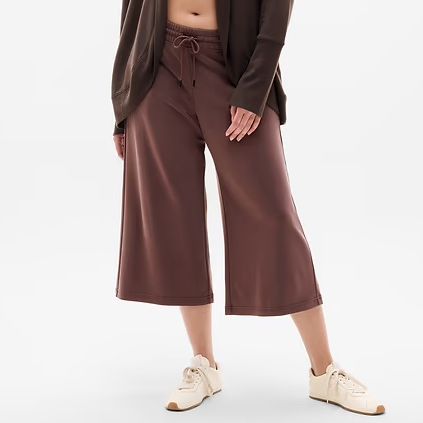Athleta Seasoft Wide Crop Pant