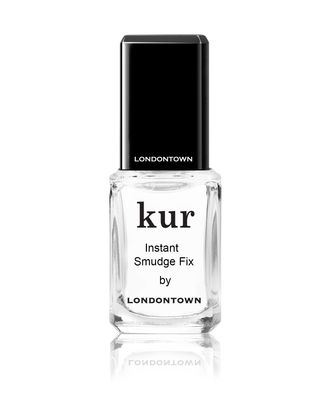 Londontown's Instant Smudge Fix.