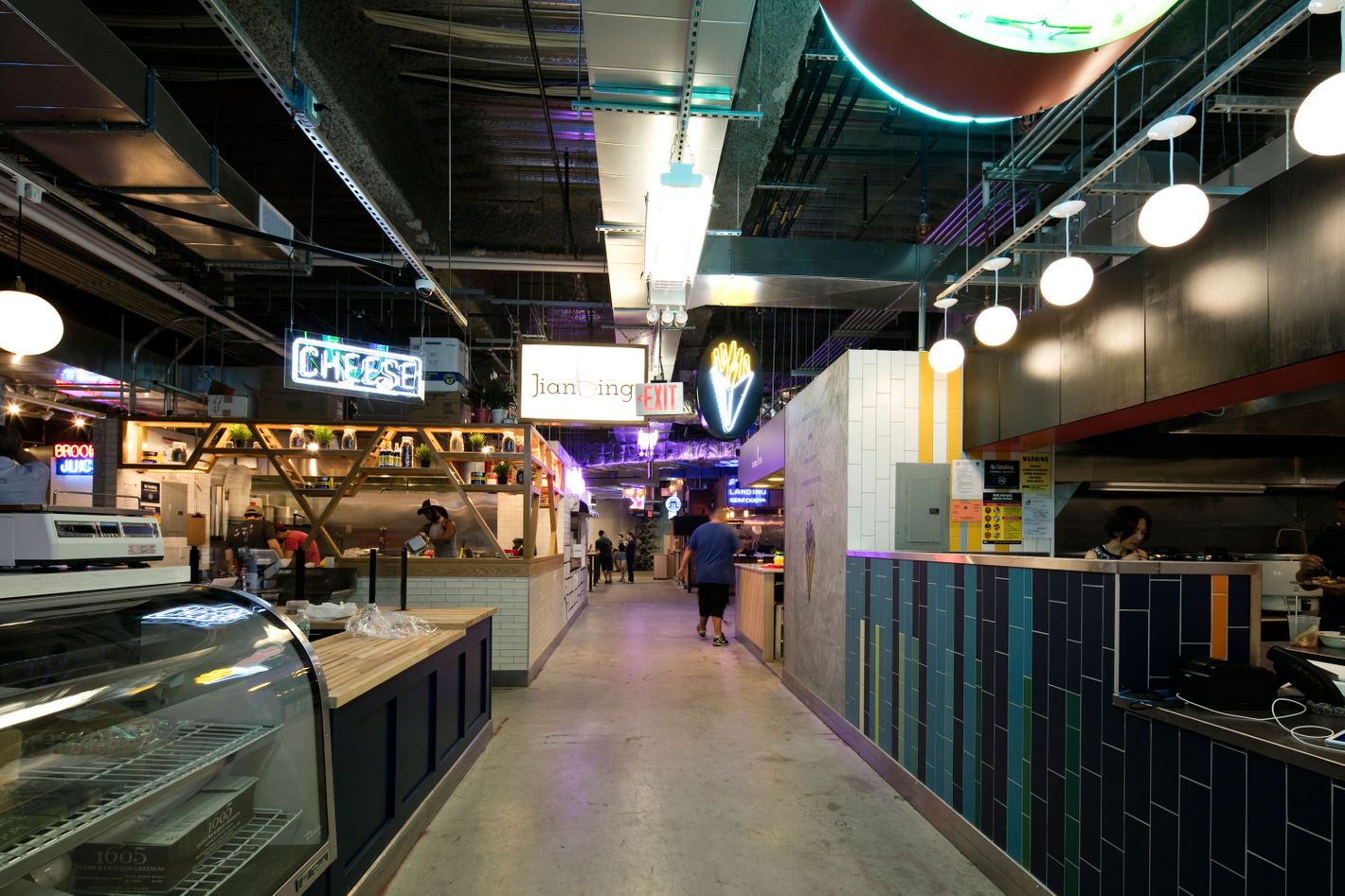 DeKalb Market Hall Opens in NYC