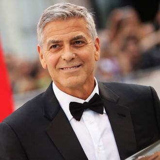 George Clooney and President Obama Are Texting Buddies