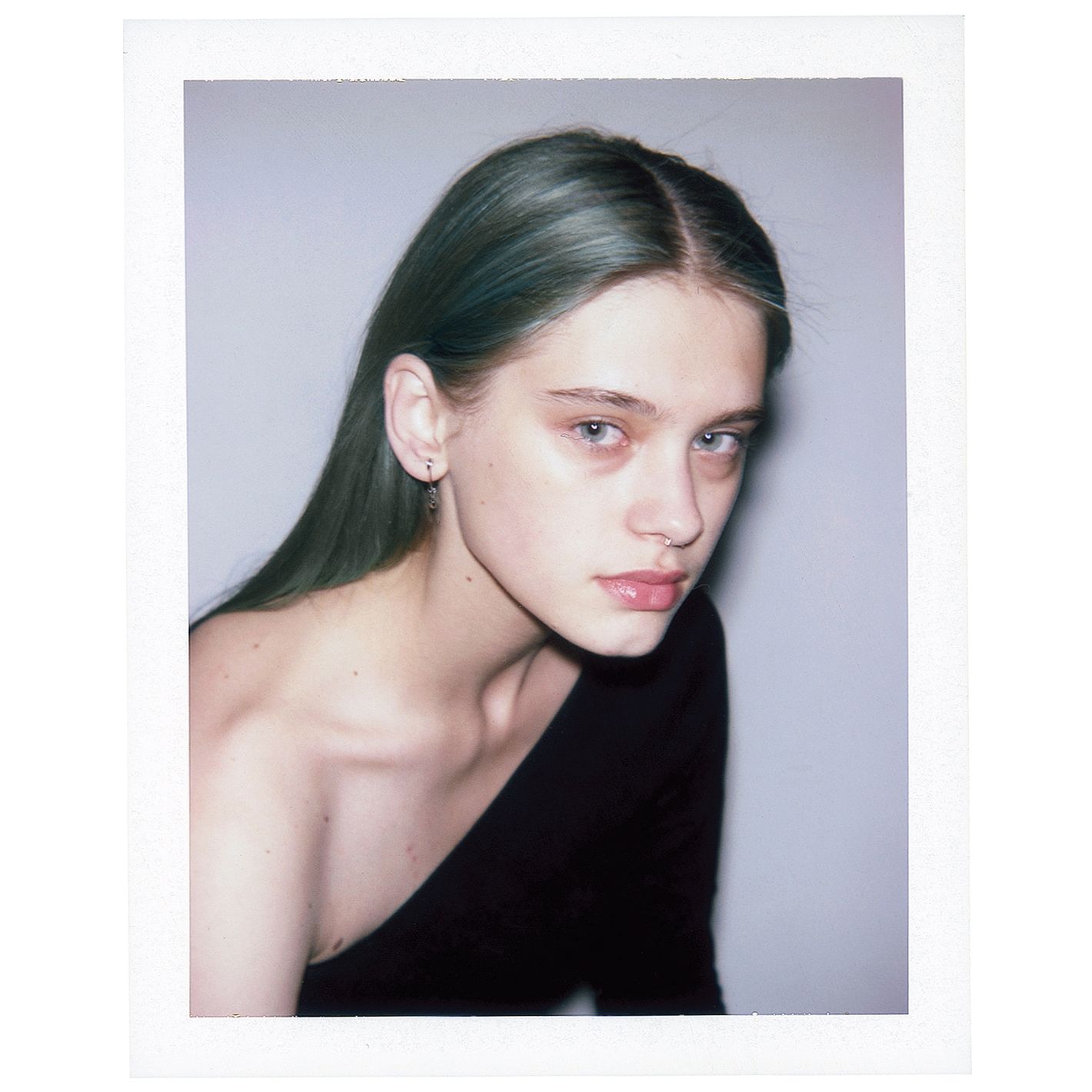 Meet Green-Haired Model Sasha Belyaeva