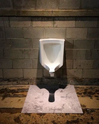 Urinal