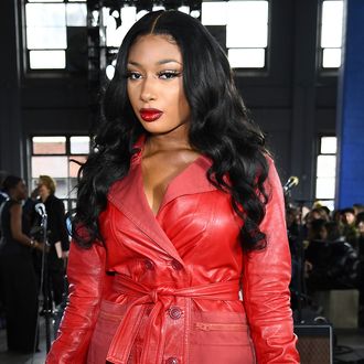 Megan Thee Stallion Calls Out Draya Twitter Tory Lanez Jokes