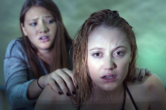 IT FOLLOWS, from left: Lili Sepe, Maika Monroe, 2014. �RADiUS-TWC/Courtesy Everett Collection