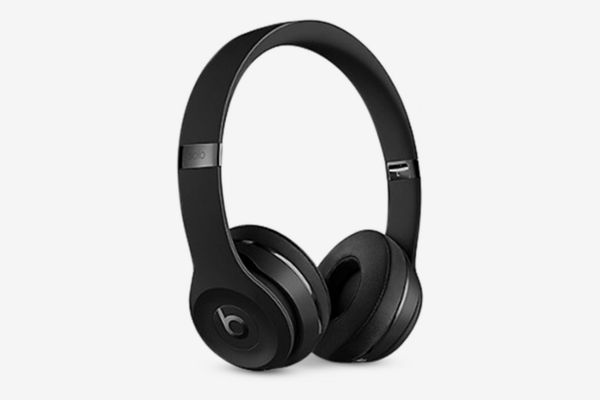Beats by Dr. Dre Solo3 Noise-Cancelling Bluetooth Wireless Headphones