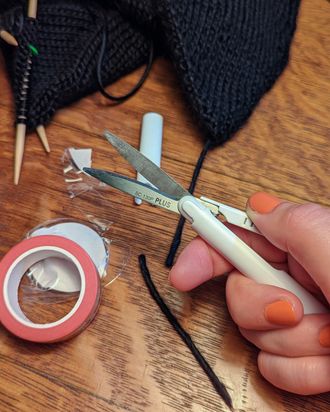 Knit Picks Foldable Scissors for Traveling, Safe to Take on Airplanes