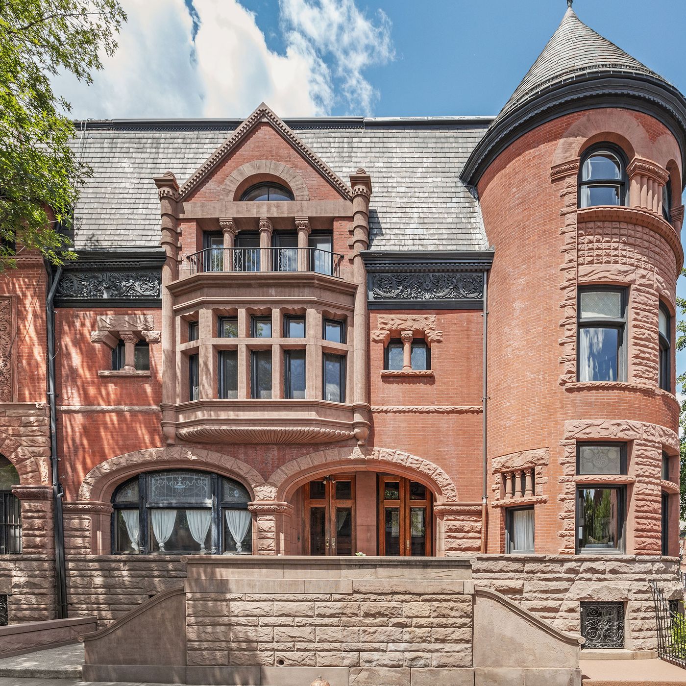 This Clinton Hill Townhome Has 8 Working Fireplaces