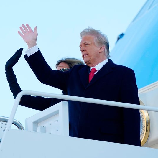 Best Bets Royal Classic Horseshoes Giant Garden Dominoes Storm