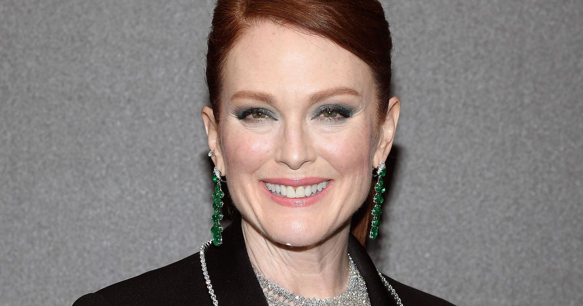 朱麗安摩爾 (Julianne Moore) 正在洽談加入艾米亞當斯 (Amy Adams)窗裡的女人, 電影緊張得難以忍受