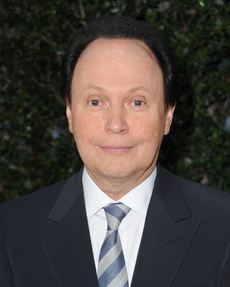 BEVERLY HILLS, CA - MAY 04: Actor Billy Crystal arrives to The Academy of Motion Picture Arts and Sciences' tribute to Sophia Loren on May 4, 2011 in Beverly Hills, California. (Photo by Alberto E. Rodriguez/Getty Images) *** Local Caption *** Billy Crystal;