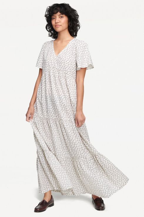 Best Women's Clothes to Hide Sweat 2021 