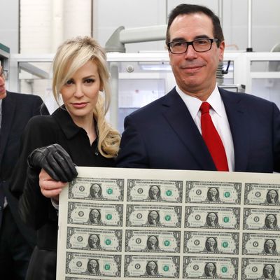 Steven Mnuchin,Louise Linton