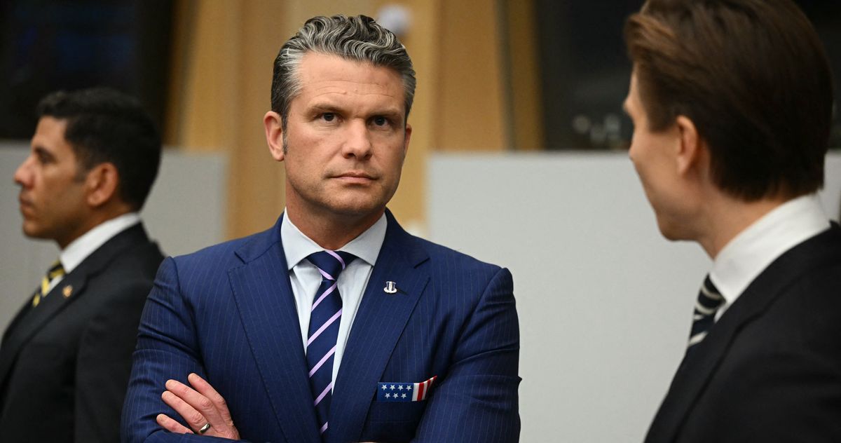 A Former Defense Secretary Says Pete Hegseth Isn't Tough Enough for the Job