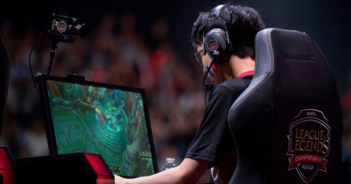 The best gaming headsets, according to experts