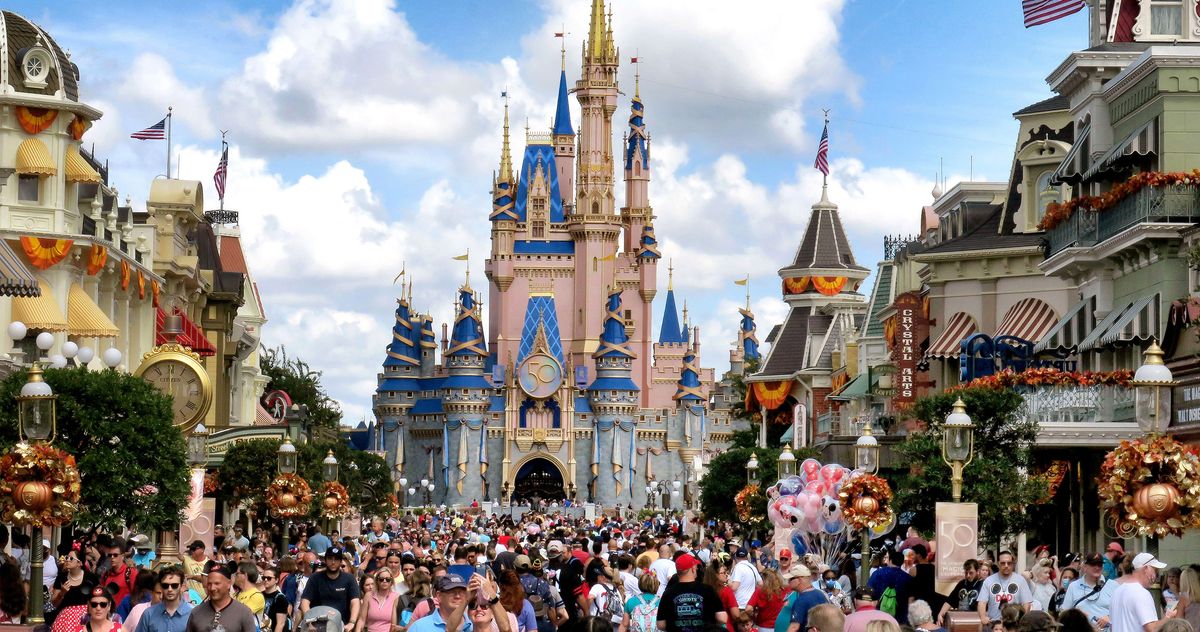 https://pyxis.nymag.com/v1/imgs/18e/00f/4006413af9c1b383ff781c65c616015fda-disney-magic-kingdom.2x.rsocial.w600.jpg