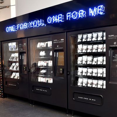 Visa vending machines selling merchandise from Rebecca Minkoff, Venessa Arizaga, and Nelly and Chloe.