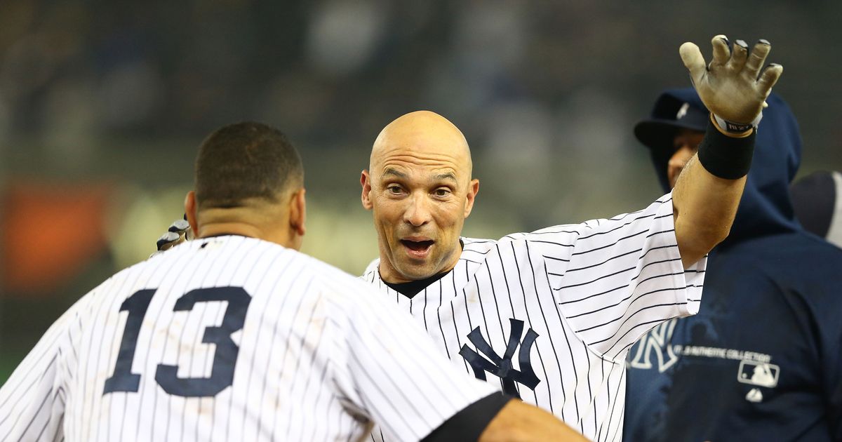 MLB playoffs: Raul Ibanez plays hero as New York Yankees take