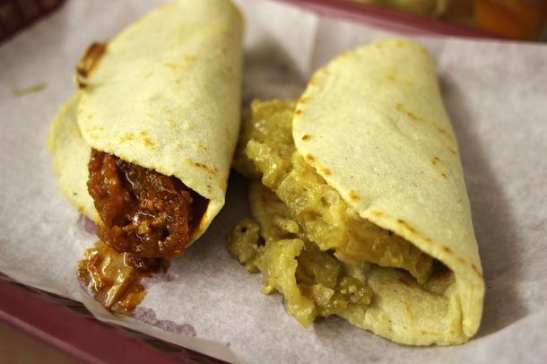 Tortilla Triumphs: 25 Knockout Chicago Tacos