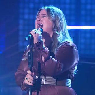 ‘Kelly Clarkson Show’ Searching for Kellyoke ‘American Idol’