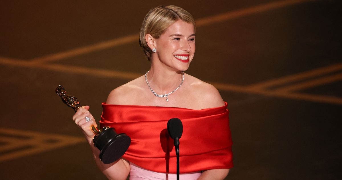 Jessie Buckley Goes All In