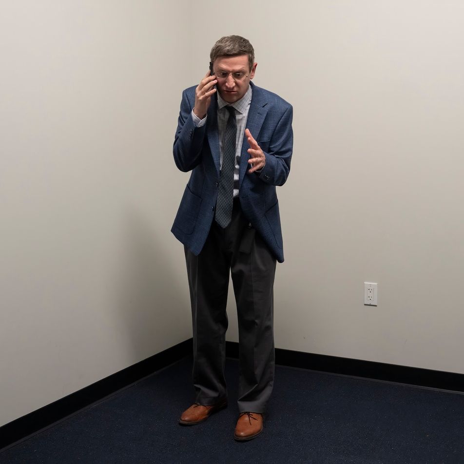 Review: 'The Chair Company' Is for the Tim Robinson Sickos
