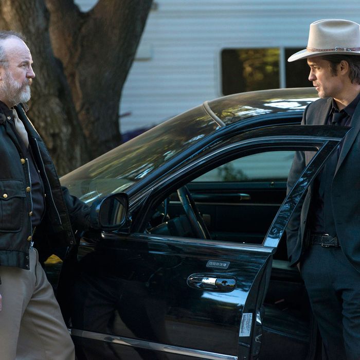 JUSTIFIED -- The Hatchet Tour -- Episode 9 (Airs Tuesday, March 5, 10:00 pm e/p) -- Pictured: (L-R) Jim Beaver as Shelby Parlow, Timothy Olyphant as Deputy U.S. Marshal Raylan Givens