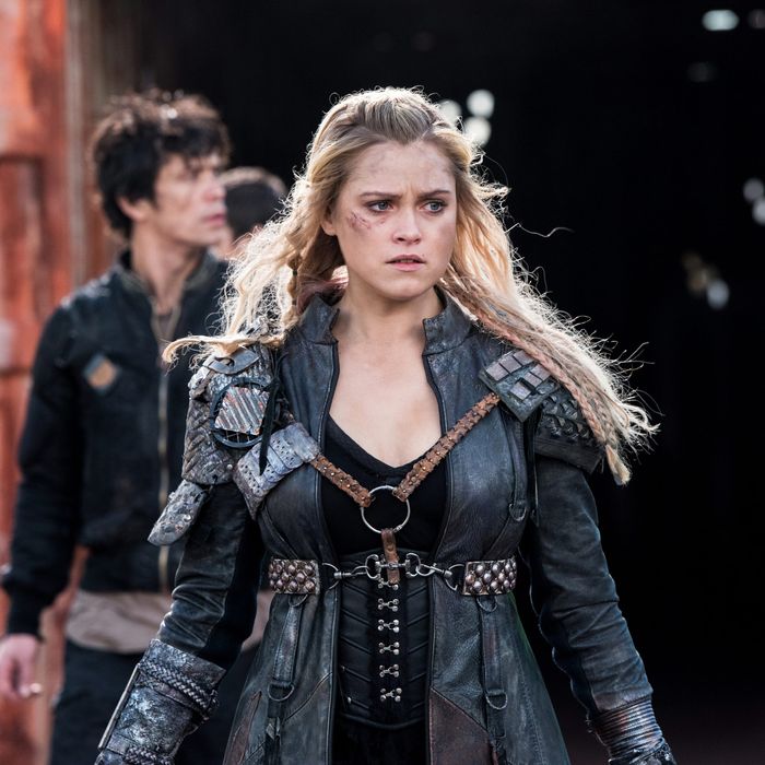 The 100 Recap Signal Fire 