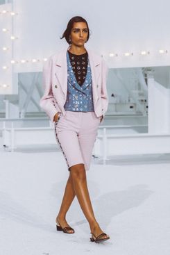 Chanel Spring-Summer 2021 Look 5