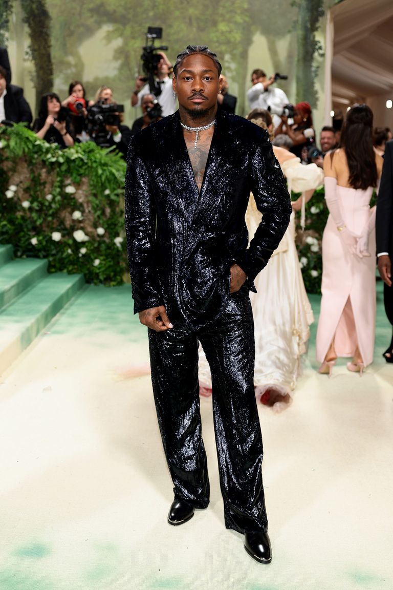 The 2024 Met Gala Red Carpet: All the Best Looks and Outfits