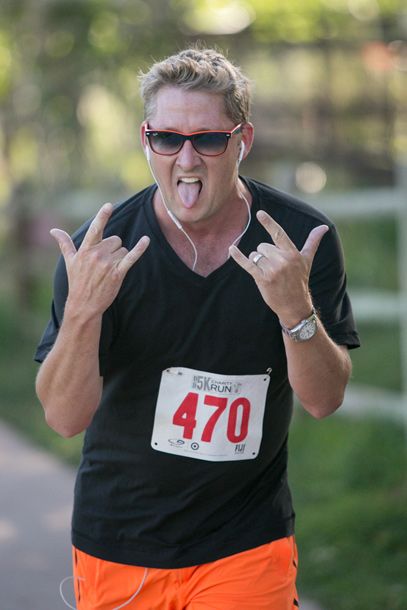 “朝着自然烹饪元素（例如火，木材，自然蒸汽）迈进。”