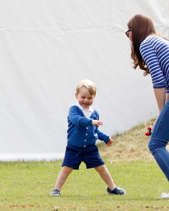 baby with crocs