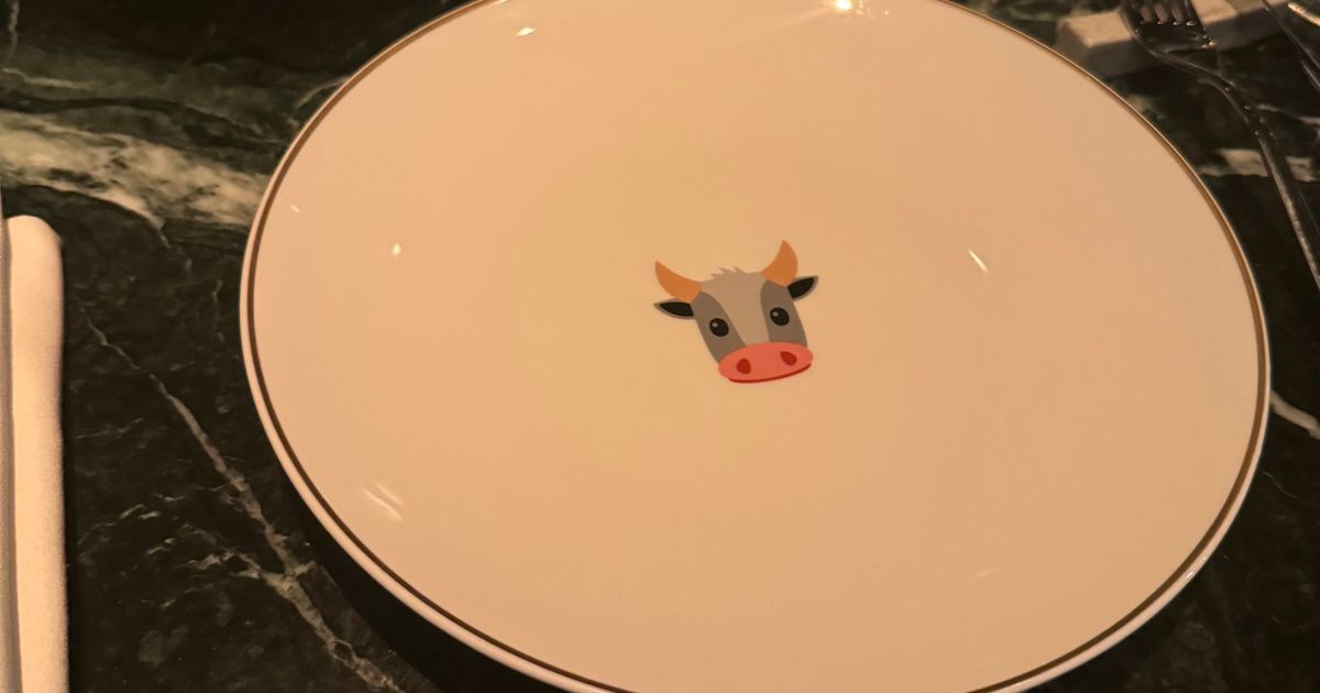 Beefbar Is NYC's Strangest New Steakhouse - Vimarsana News