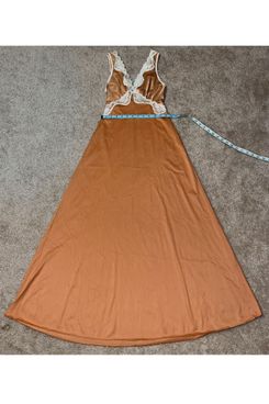 Thrift Genie Vintage Vanity 70's Fair Peach Night Gown