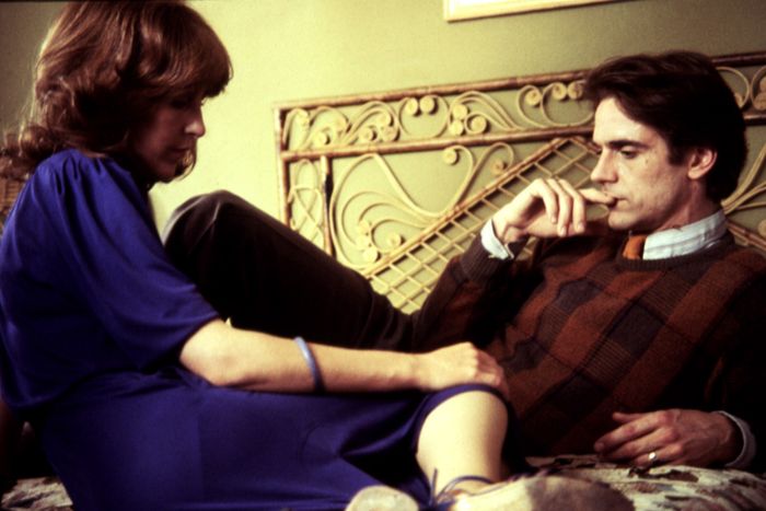 BETRAYAL, Patricia Hodge, Jeremy Irons, 1983