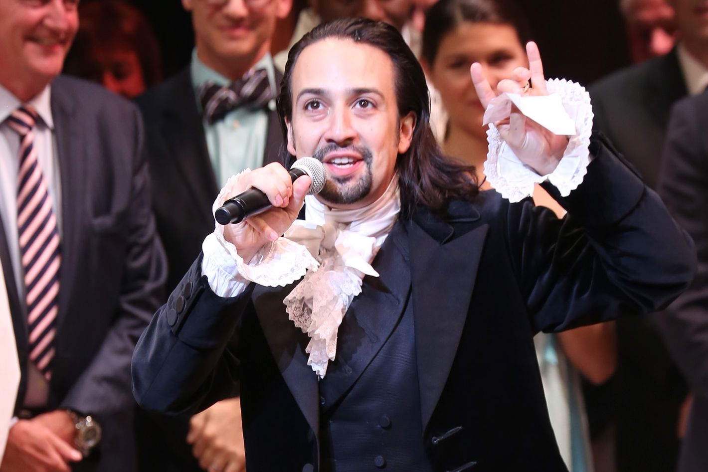 Lin manuel clearance miranda sings