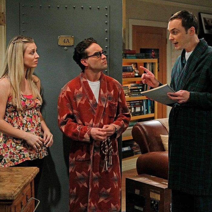 Sheldon (Jim Parsons, right) does not approve when Penny (Kaley Cuoco, left) asks Leonard (Johnny Galecki, center) to lie to her father on THE BIG BANG THEORY.