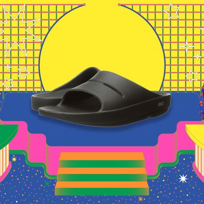 Oofos Ooahh Slide Sandal Review 2022 The Strategist