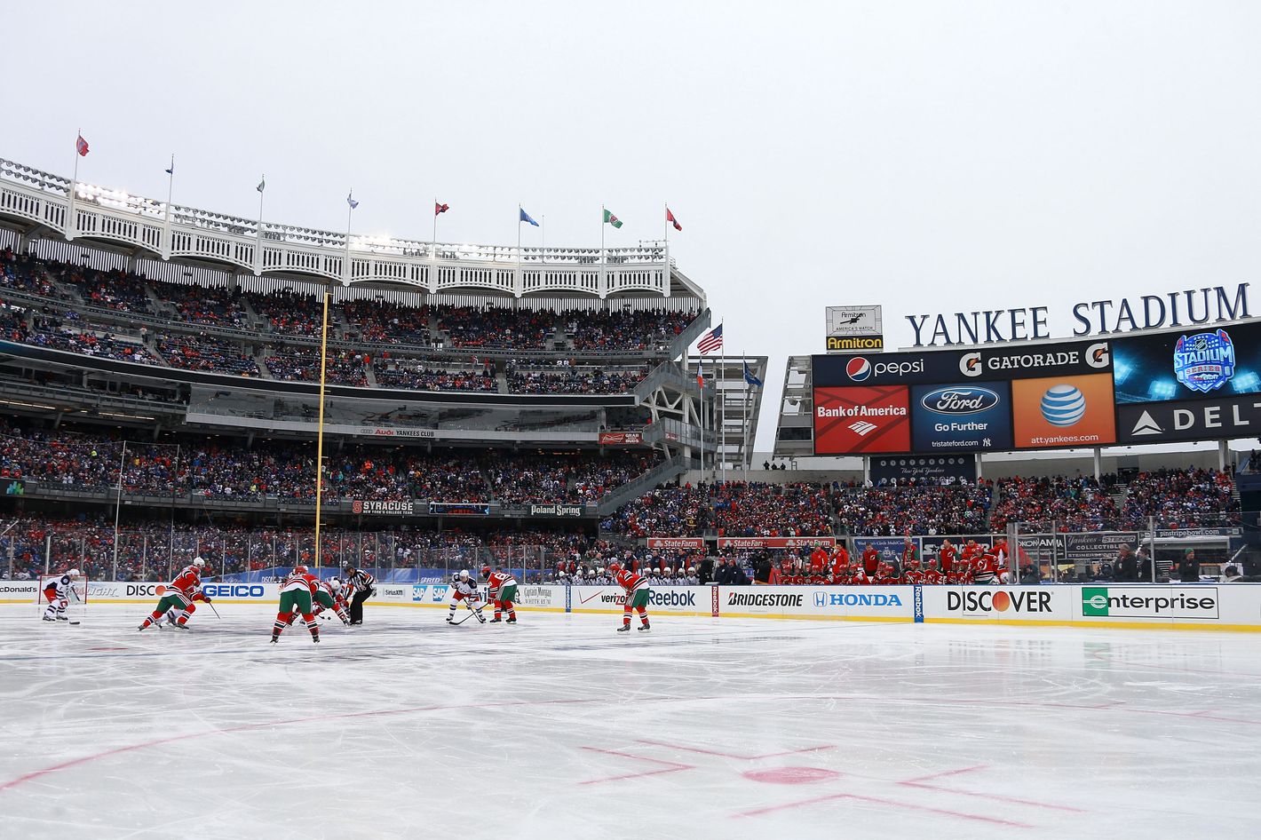Photos Yankee Stadium Hosts Its First Hockey Game