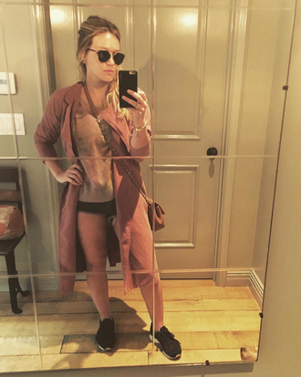 Mom style. Hillary Duff/Instagram