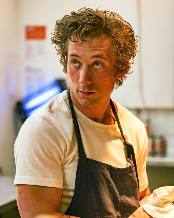 THE BEAR in 2023  Jeremy allen white, Television show, Allen white