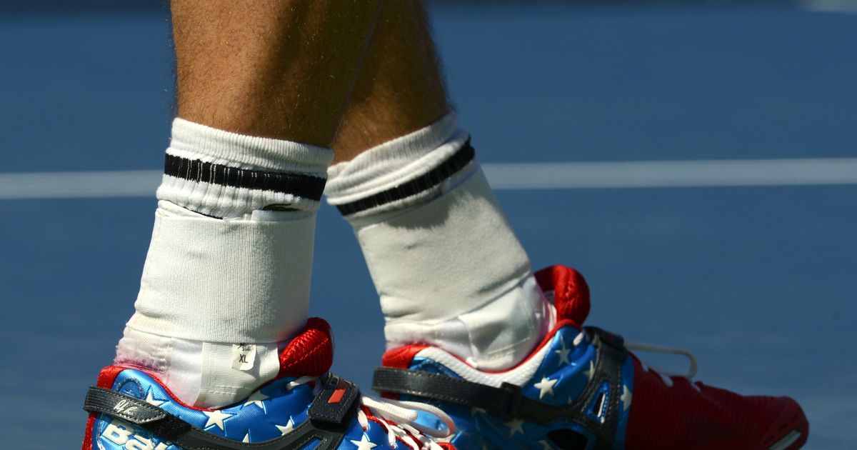 Andy Roddick Has Patriotic Feet