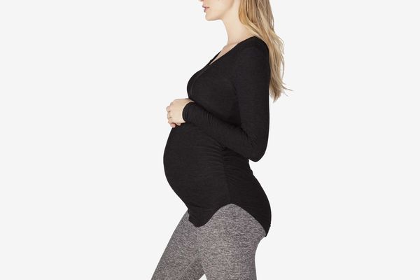 pregnancy workout tops