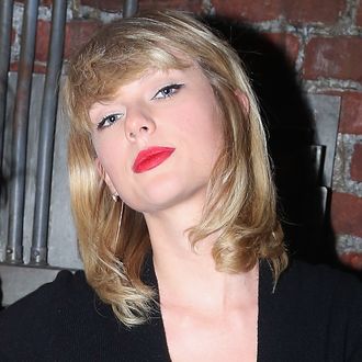 Taylor Swift Visits Broadway