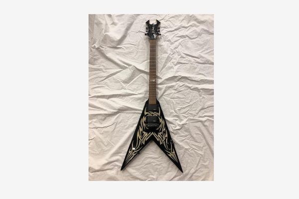 B.C. Rich Kerry King Signature V KKV Solid-Body Electric Guitar Black, Used