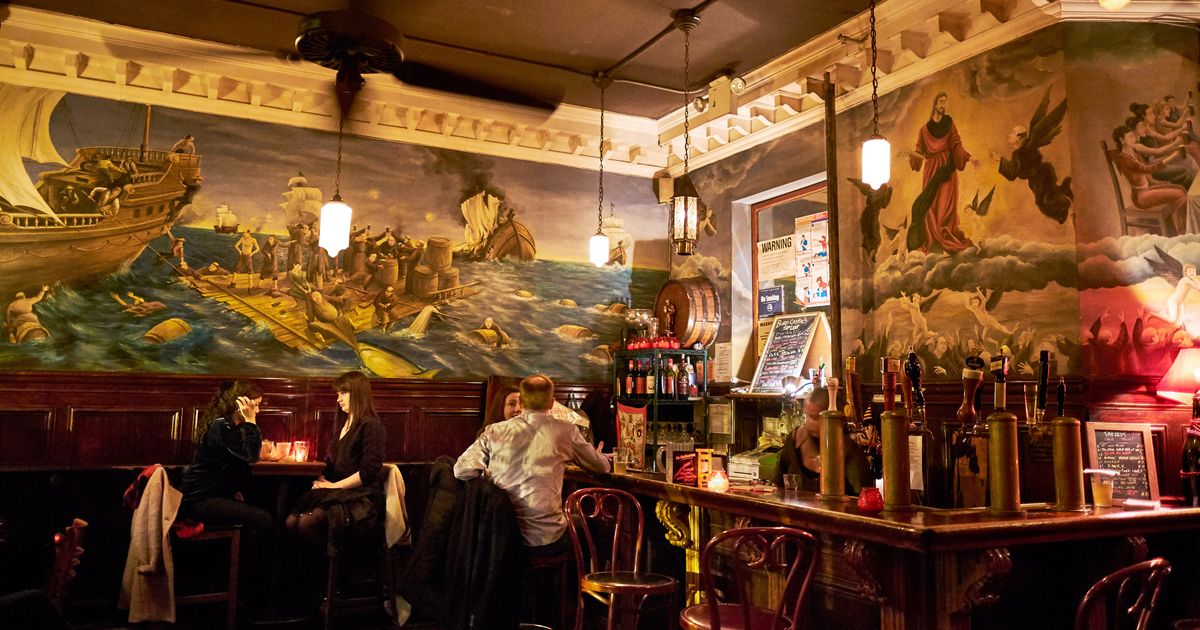 The Brew Monkey Gastro Pub : Time Square Casino - LYT Architecture