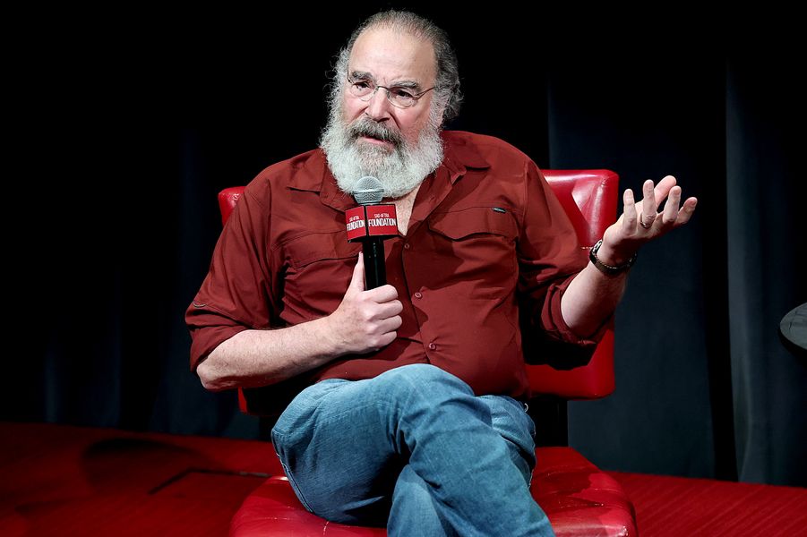 <em>Elmo in Grouchland</em> Sent Mandy Patinkin to Therapy