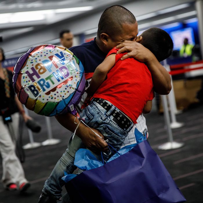 463 Migrant Parents May Have Been Deported Without Kids