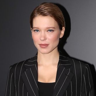 Actress Seydoux tests COVID positive ahead of Cannes appearances