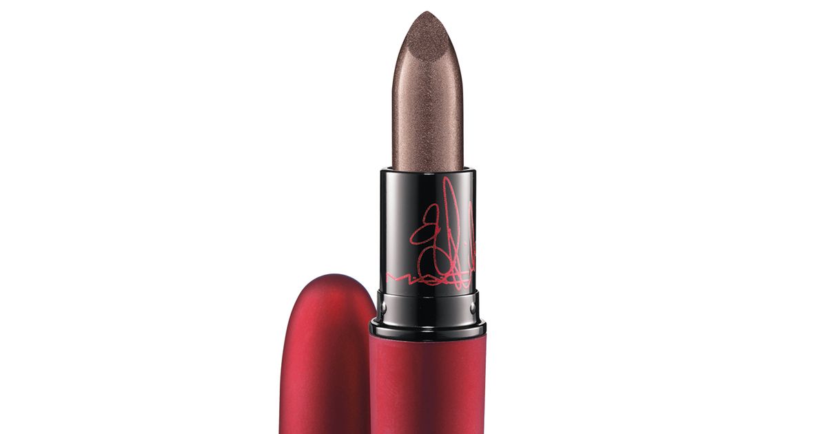 02 02 mac. Mac помада для губ girls Lipstick. Mac помада для губ in monochrome.